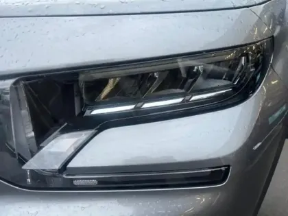 Photo 11 Citroën C3  1.2 Turbo 100ch MAX