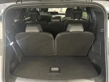 Photo 5 Peugeot 5008  Hybrid 145ch Allure e-DCS6