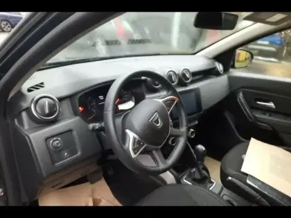 Photo 8 Dacia Duster  1.3 TCe 150ch FAP Prestige 4x2 EDC