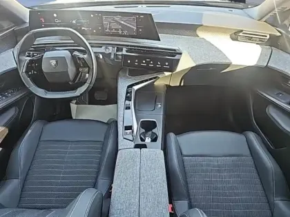 Photo 7 Peugeot 3008  1.2 Hybrid 136ch Allure e-DCS6