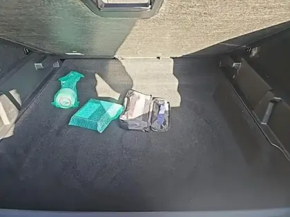 Photo 11 Peugeot 3008  1.2 Hybrid 136ch Allure e-DCS6