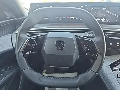 Photo 12 Peugeot 3008  1.2 Hybrid 136ch Allure e-DCS6