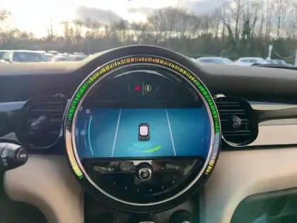 Photo 10 Mini Mini  Cooper SE 184ch  Essential BVA