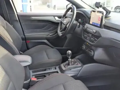 Photo 5 Ford Focus  1.0 Flexifuel mHEV 125ch ST-Line Design