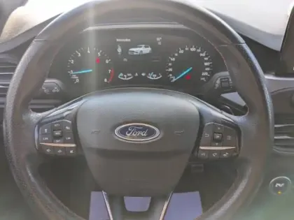 Photo 13 Ford Focus  1.0 Flexifuel mHEV 125ch ST-Line Design