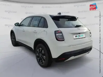 Photo 7 Fiat 600  1.2 Hybrid 100ch DCT6