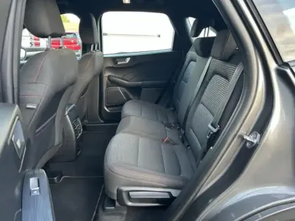 Photo 8 Ford Kuga  2.5 Duratec 190ch FHEV E85 ST-Line BVA