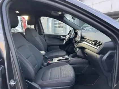 Photo 12 Ford Kuga  2.5 Duratec 190ch FHEV E85 ST-Line BVA