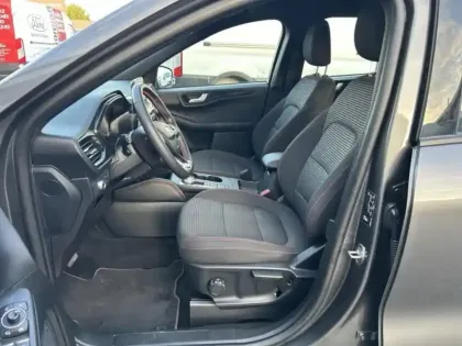 Photo 9 Ford Kuga  2.5 Duratec 190ch FHEV E85 ST-Line BVA