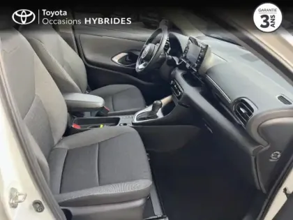 Photo 5 Toyota Yaris  116h Dynamic 5p MC24