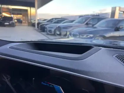 Photo 12 BMW Serie 3 Série 3 Touring 320eA xDrive 204ch M Sport