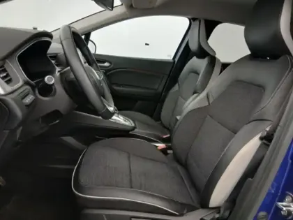 Photo 13 Renault Captur  1.6 E-Tech hybride rechargeable 160ch Intens -21