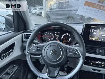 Photo 6 Suzuki Swift  1.2 Hybrid 83ch Privilège