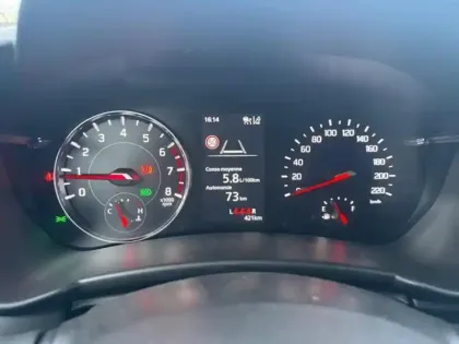 Photo 10 Suzuki Swift  1.2 Hybrid 83ch Privilège