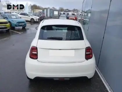 Photo 10 Fiat 500  e 118ch Icône