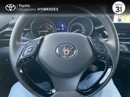Photo 8 Toyota C-HR  2.0 Hybride 184ch Collection E-CVT