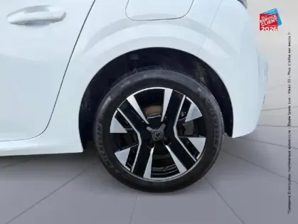 Photo 9 Peugeot 208  1.2 PureTech 100ch S&S Allure