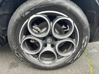 Photo 10 Alfa Romeo Tonale  1.3 PHEV 280ch Ti AT6 e-Q4