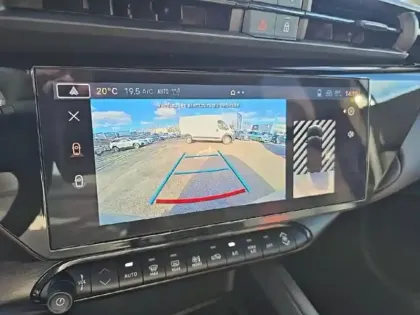 Photo 14 Alfa Romeo Junior  1.2 Ibrida 136ch DCT6