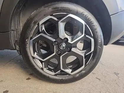 Photo 10 Citroën C3  1.2 Turbo 100ch MAX