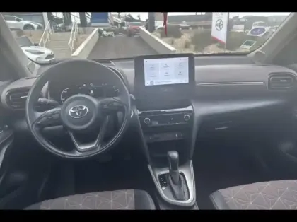 Photo 11 Toyota Yaris  Cross 116h Collection Pano 2WD MY22