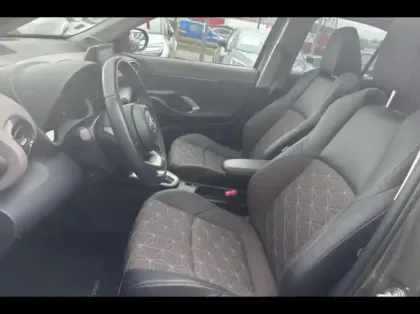 Photo 9 Toyota Yaris  Cross 116h Collection Pano 2WD MY22