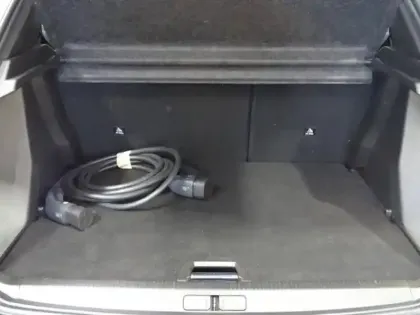 Photo 8 Peugeot 2008  e- 136ch GT