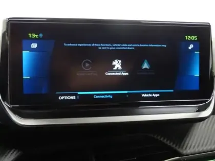 Photo 14 Peugeot 2008  e- 136ch GT