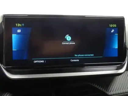 Photo 13 Peugeot 2008  e- 136ch GT