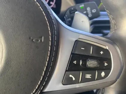 Photo 11 BMW X5  xDrive45e 394ch M Sport 17cv