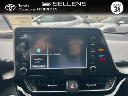 Photo 14 Toyota C-HR  1.8 Hybride 122ch Dynamic E-CVT