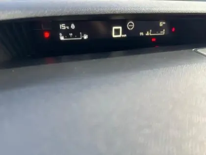 Photo 13 Citroën C3  1.2 Turbo 100ch YOU