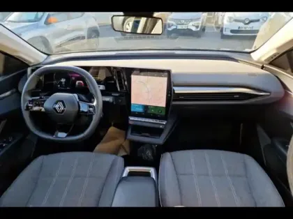Photo 8 Renault Megane  E-Tech Electric EV60 130ch Evolution ER optimum charge