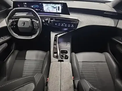 Photo 22 Peugeot 3008  1.2 Hybrid 136ch Allure e-DCS6