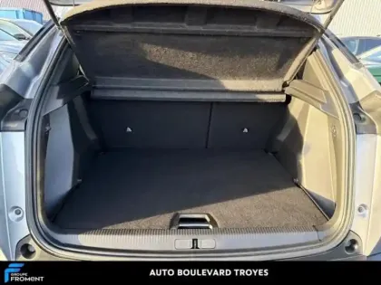 Photo 5 Peugeot 2008  e- 136ch Allure