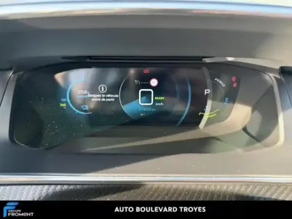 Photo 9 Peugeot 2008  e- 136ch Allure