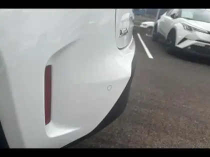 Photo 13 Toyota Yaris  Cross 116h Design Cargo 2WD