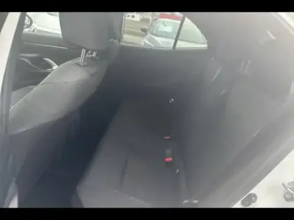 Photo 10 Toyota Yaris  Cross 116h Design Cargo 2WD