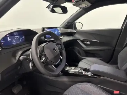 Photo 12 Peugeot 2008  1.2 130ch S&S Allure EAT8