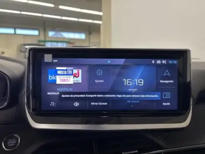 Photo 10 Peugeot 2008  1.2 130ch S&S Allure EAT8