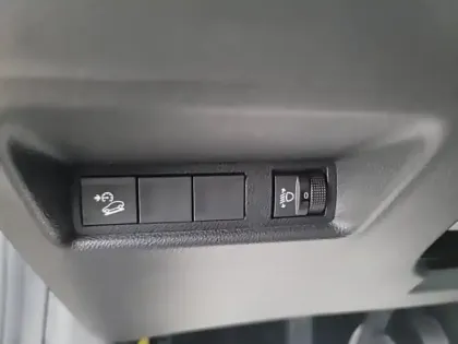 Photo 13 Jeep Avenger  1.2 Turbo T3 100ch Altitude