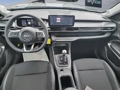 Photo 7 Jeep Avenger  1.2 Turbo T3 100ch Altitude