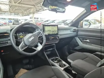 Photo 14 Dacia Duster  1.6 hybrid 140ch Extreme