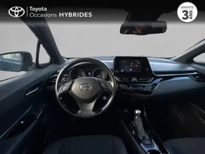 Photo 8 Toyota C-HR  2.0 Hybride 184ch Design Ultimate E-CVT