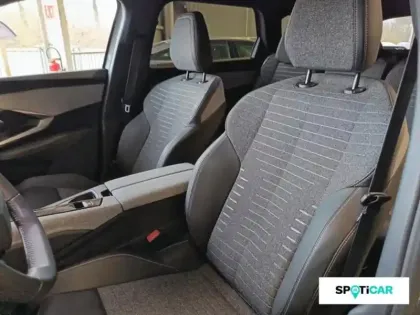 Photo 8 Peugeot 5008  Hybrid 145ch Allure e-DCS6