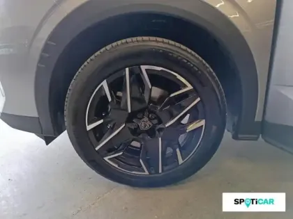 Photo 10 Peugeot 5008  Hybrid 145ch Allure e-DCS6