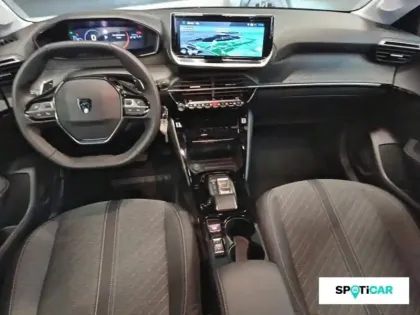 Photo 7 Peugeot 208  1.2 Hybrid 100ch Allure e-DCS6