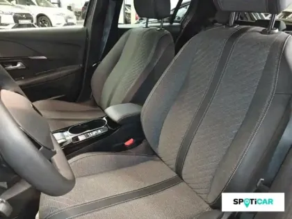 Photo 8 Peugeot 208  1.2 Hybrid 100ch Allure e-DCS6