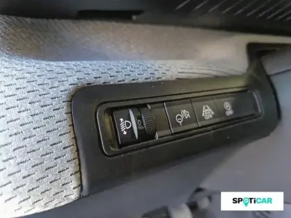 Photo 12 Citroën C3  1.2 Turbo 100ch MAX