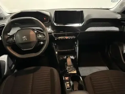 Photo 8 Peugeot 2008  e- 136ch Style